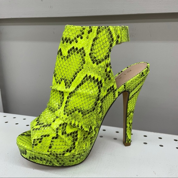 Lime snake stiletto - Picture 3 of 7
